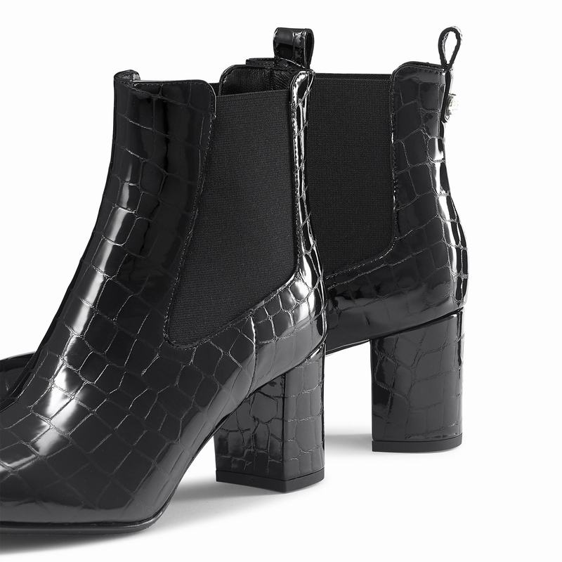 Black Russell And Bromley Beetle Women's Chelsea Boots | OHS183DG