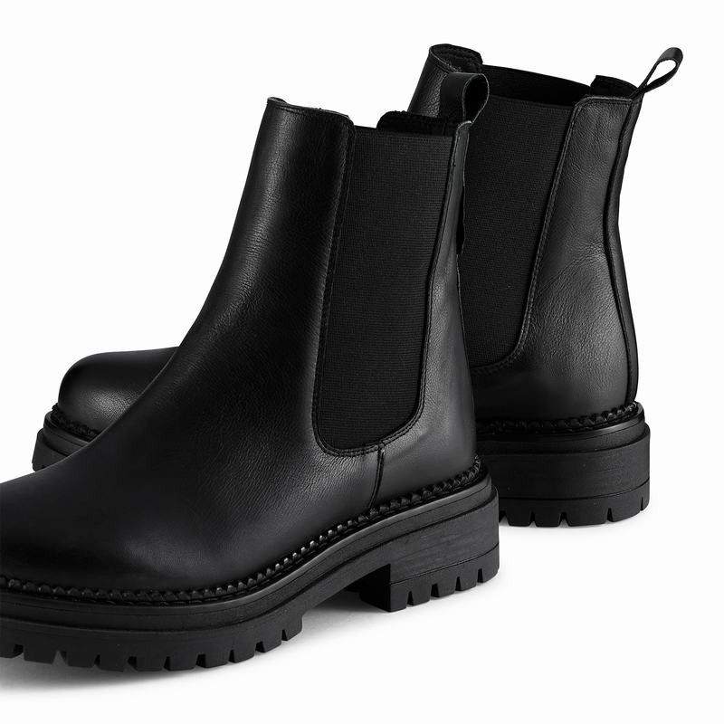 Black Russell And Bromley Company Women's Chelsea Boots | JTQ6586MT