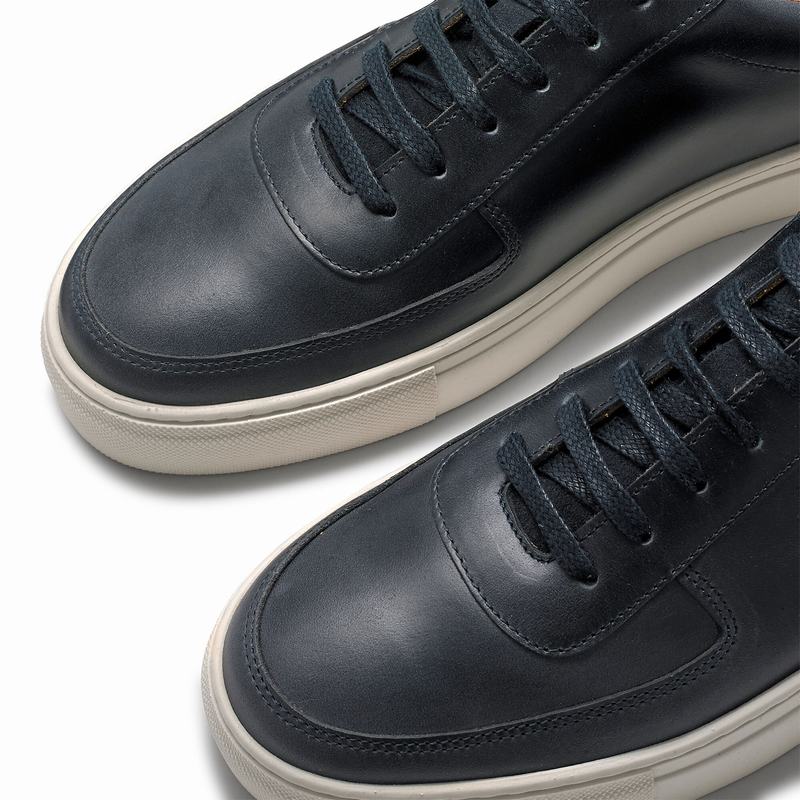 Blue Russell And Bromley Outfield Men's Low Top Sneakers | VEK4354XJ