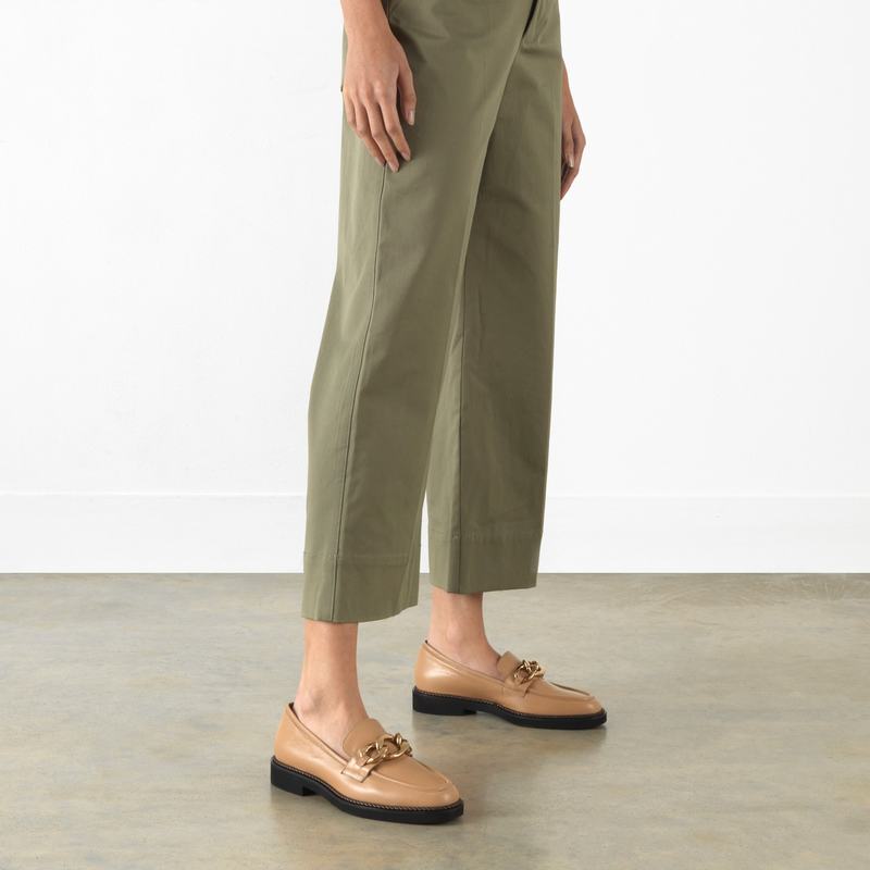 Brown Russell And Bromley Cleopatra Women's Loafers | DQT4053DD