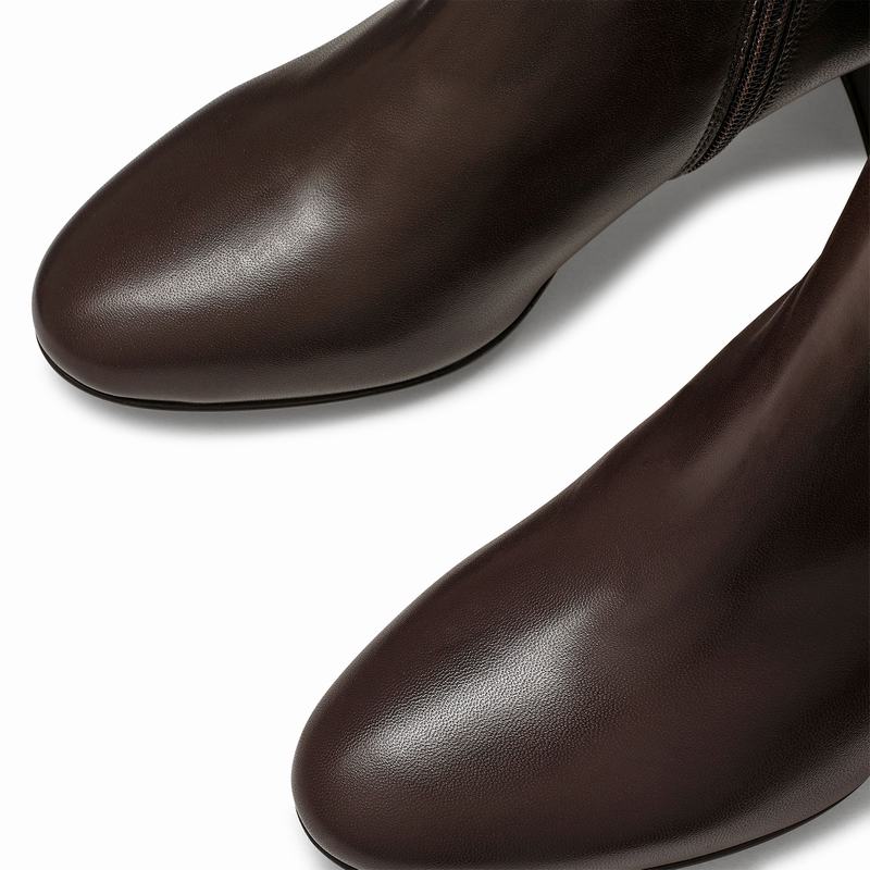 Brown Russell And Bromley Dressage Women's Knee High Boots | HDI9561XM