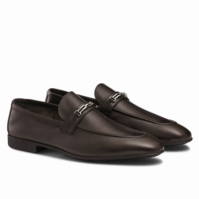 Brown Russell And Bromley Duty Men's Loafers | ONS9361QP