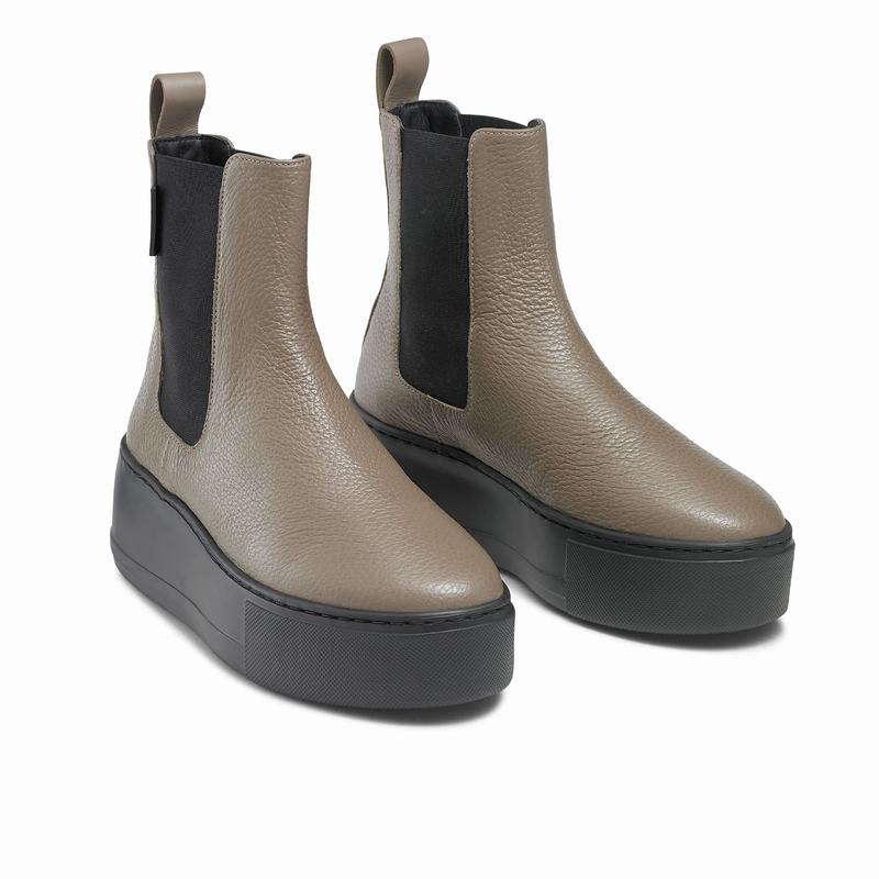 Brown Russell And Bromley Park Way Women's Chelsea Boots | NWW9093VY