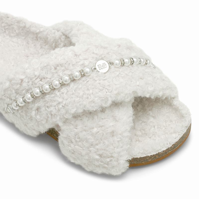 Cream White Russell And Bromley Cozie Women's Slippers | KSQ9759HY