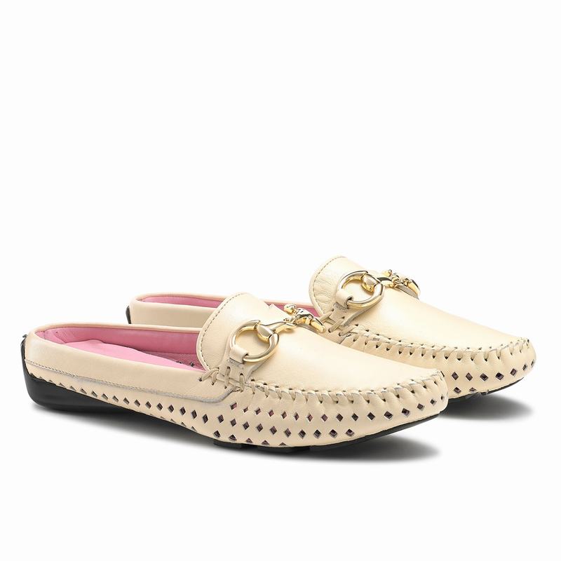 Cream White Russell And Bromley Perlamule Women's Driving Shoes | OUD8764LT