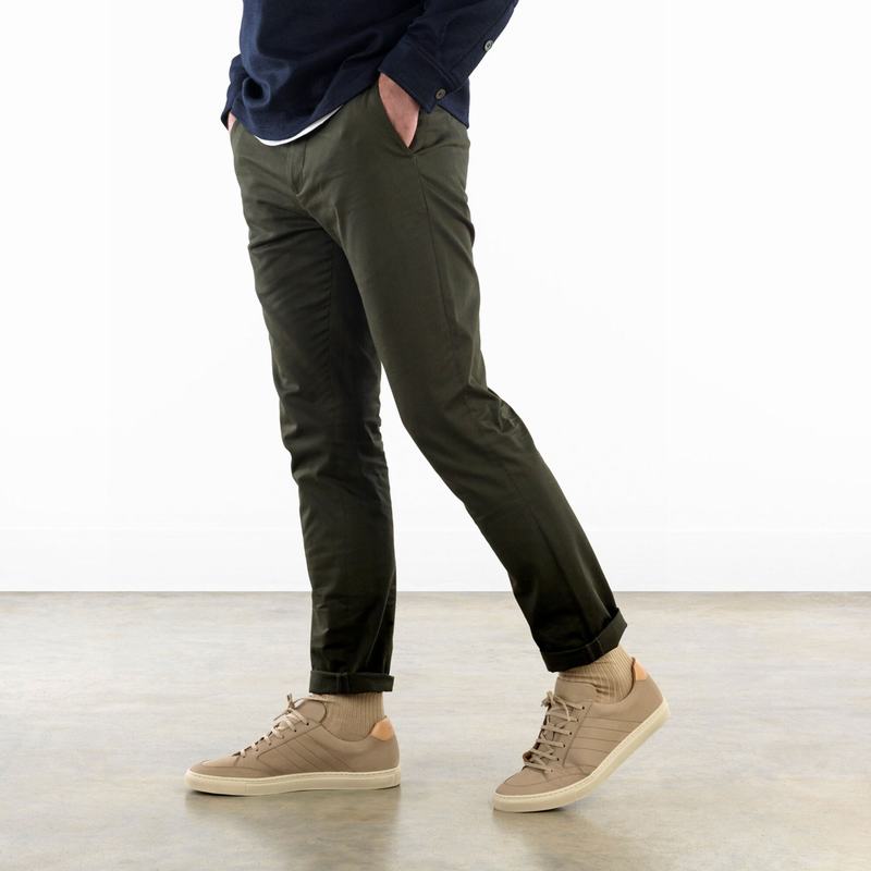 Khaki Russell And Bromley Retrospect Men's Low Top Sneakers | OVJ2735OX