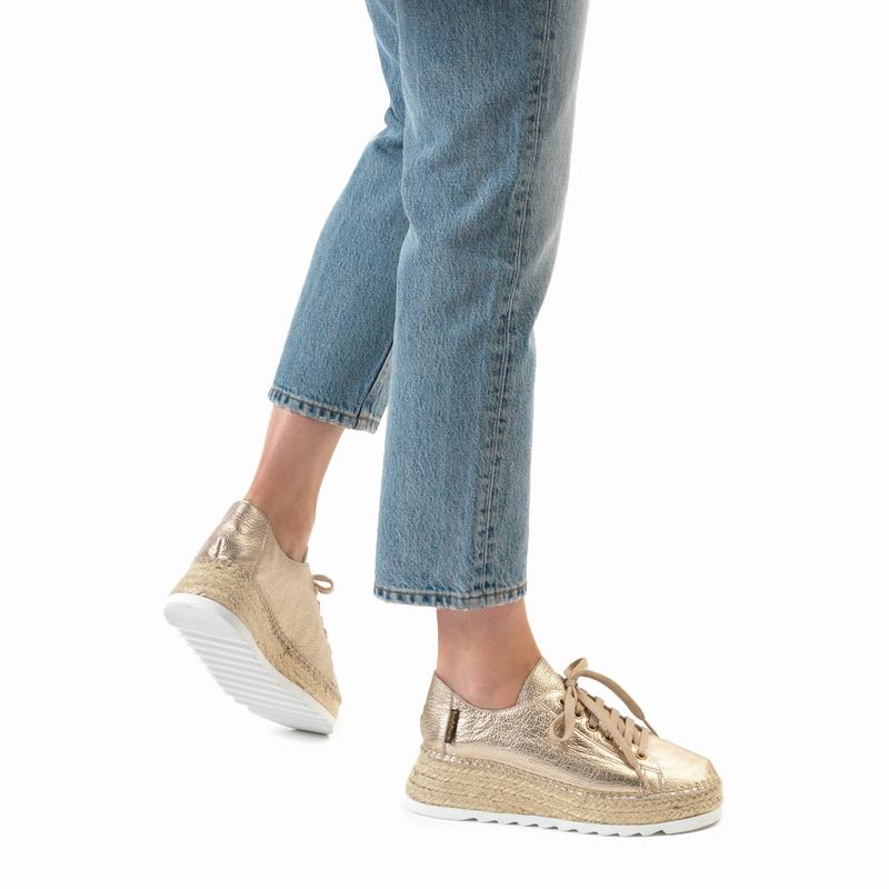 Metallic Russell And Bromley Kick Back Women's Espadrilles | WKT8386XN