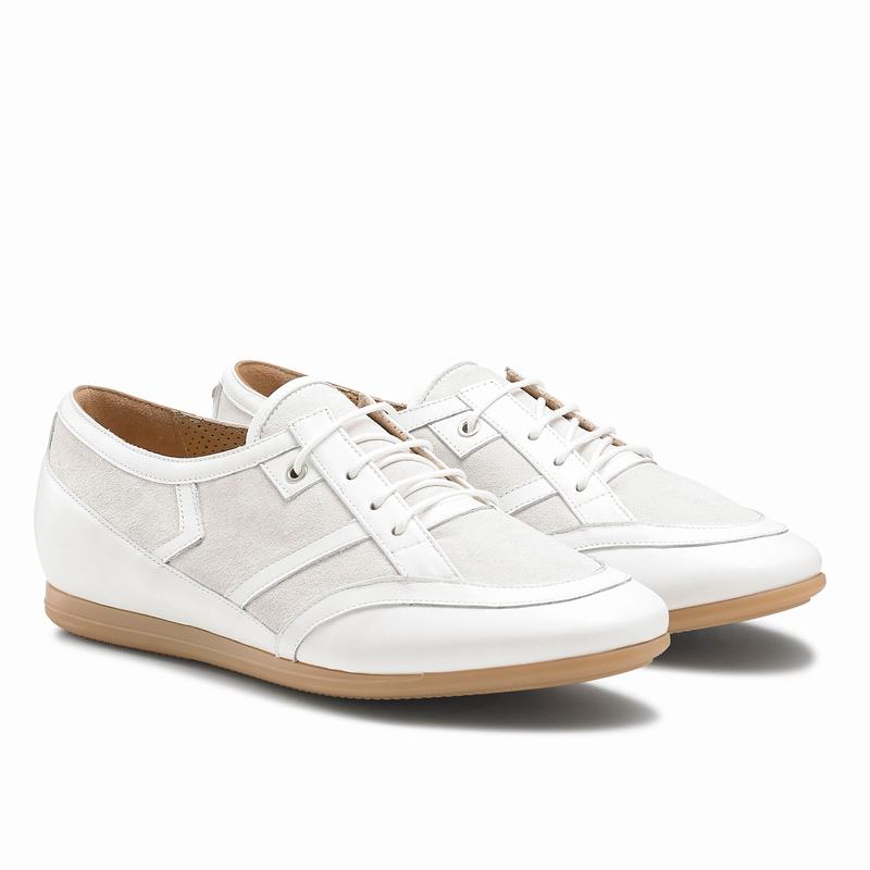 White Russell And Bromley Bingo Women's Low Top Sneakers | KBK7744HQ
