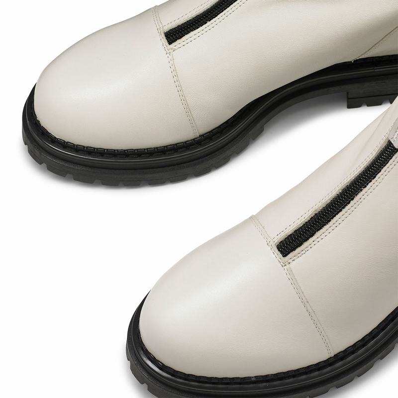 White Russell And Bromley Conquest Women's Ankle Boots | XAN267II