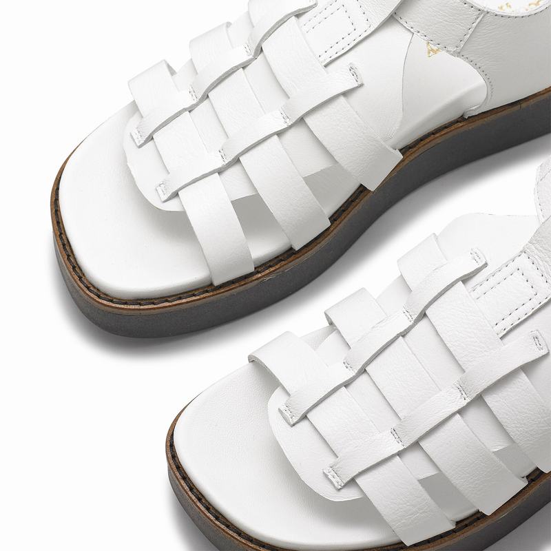 White Russell And Bromley Portland Women's Flat Sandals | SFB6226HO