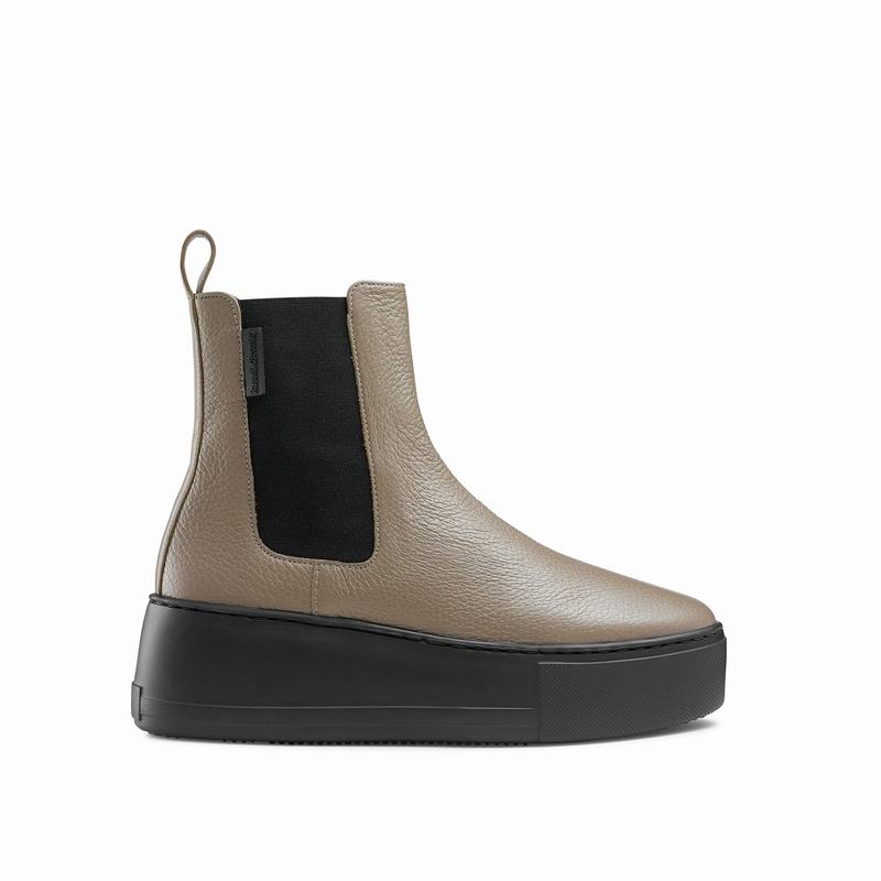 Brown Russell And Bromley Park Way Women's Chelsea Boots | NWW9093VY
