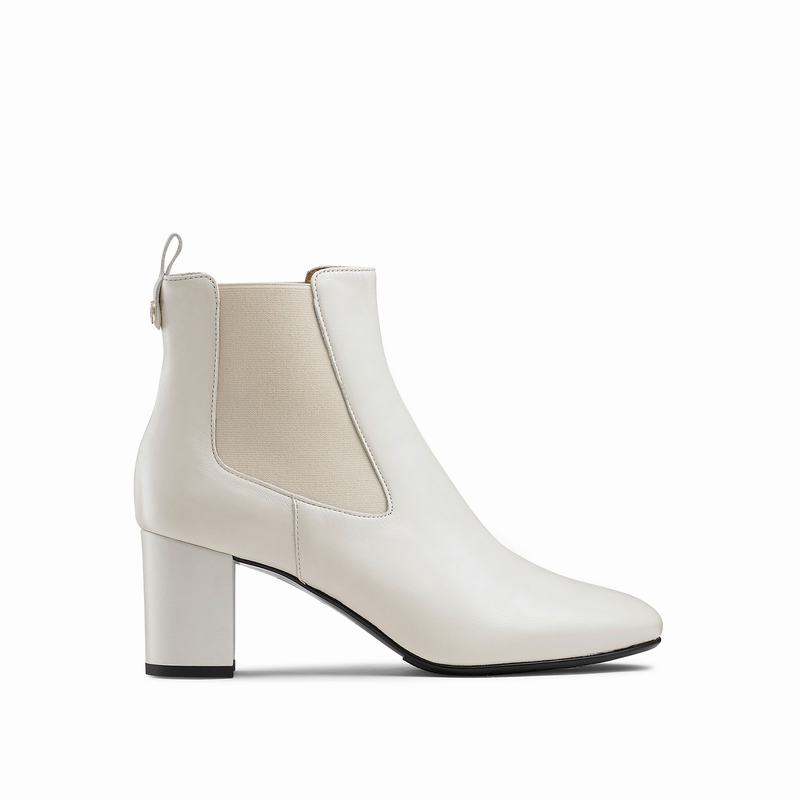 Cream White Russell And Bromley Beetle Women's Chelsea Boots | DXR843CR